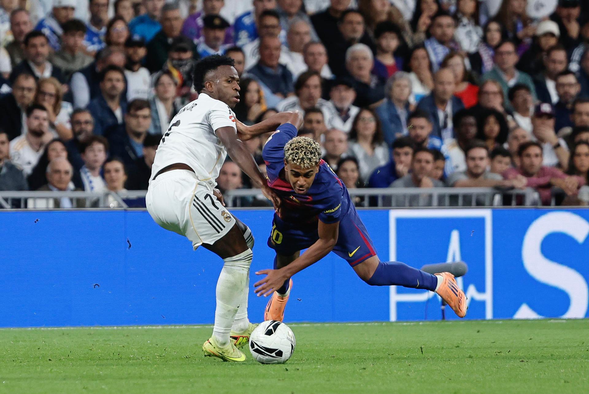 Vinicius y Lamine Yamal - EFE