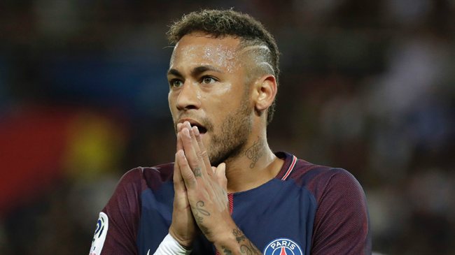 Neymar, Barcelona, PSG