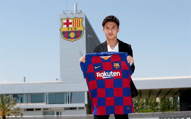 Abe, con la camiseta del Barça