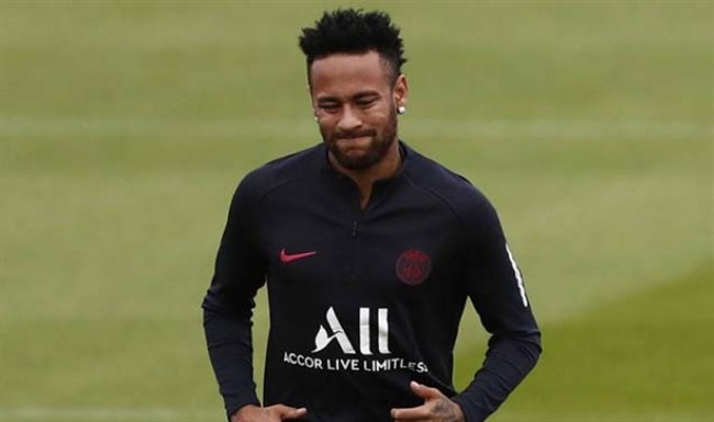 Neymar, entrenando con el PSG