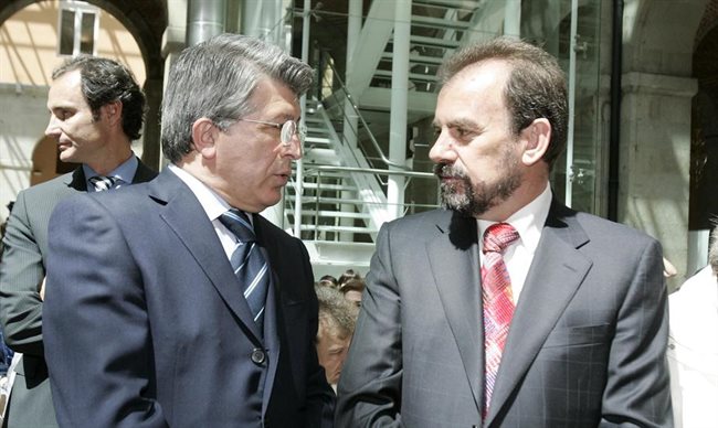 Ángel Torres y Enrique Cerezo conversando