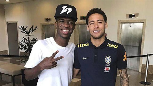 Vinícius Júnior y Neymar Júnior