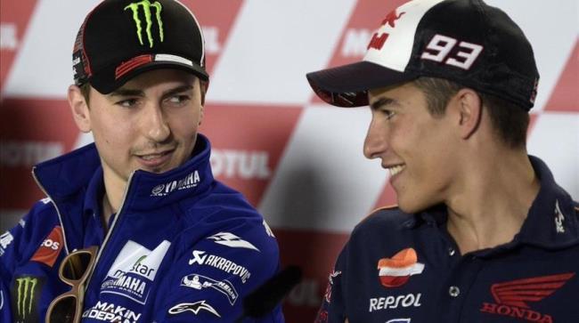 A Rossi y Bagnaia les pitan los oídos: crítica por Márquez y Ducati