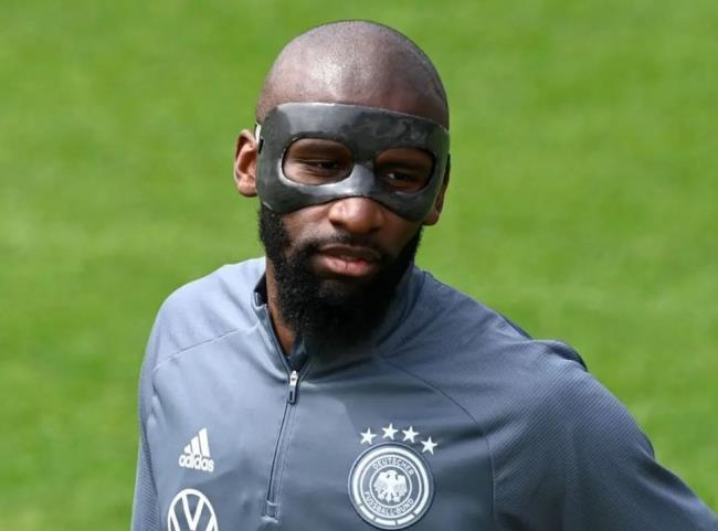 Ramos Rudiger Tras los pasos de Rüdiger y Sergio Ramos: pelea a muerte por el káiser