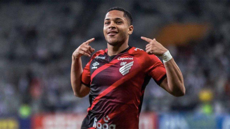 El informe del Barça que Xavi pagará, solo Vitor Roque: Ter Stegen y