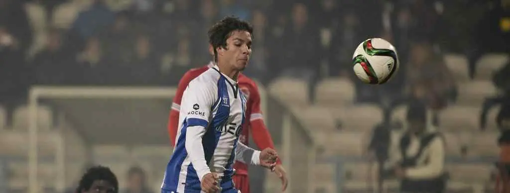 Óliver siembra el pánico en el Calderón