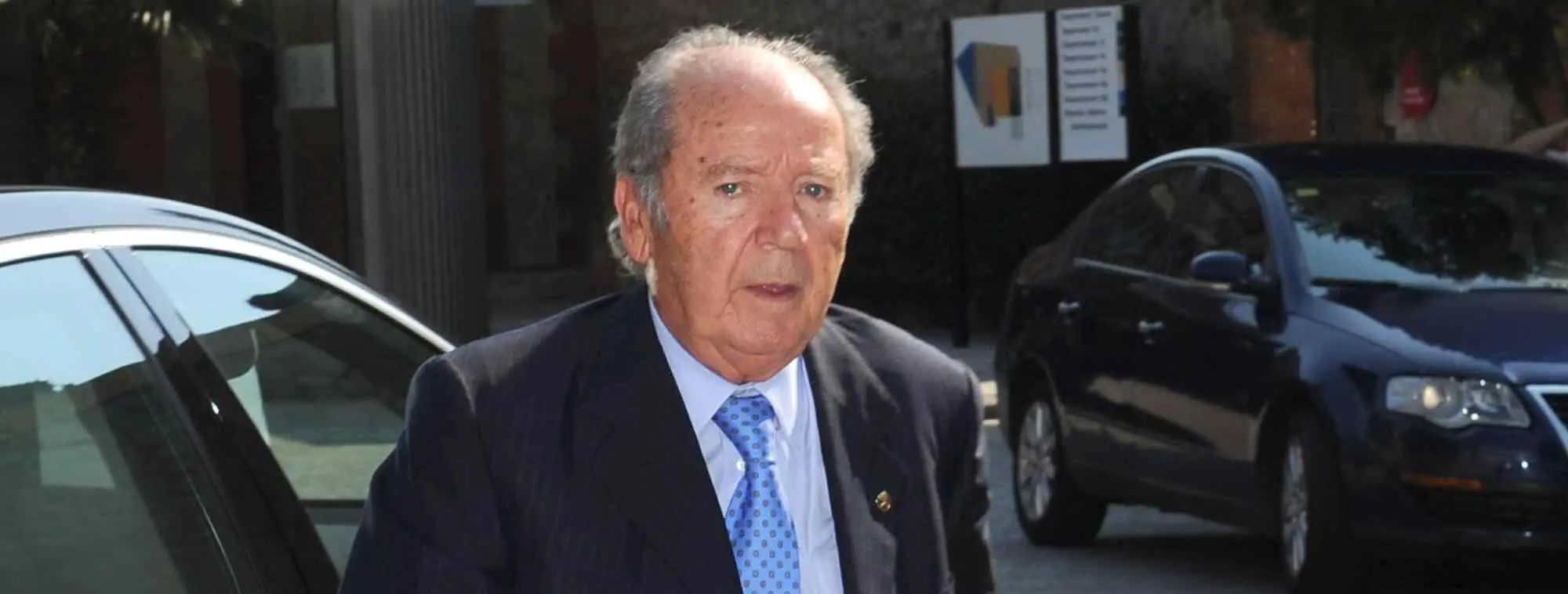 A Josep Lluis Núñez, ni agua: Las aventuras y desventuras de un preso