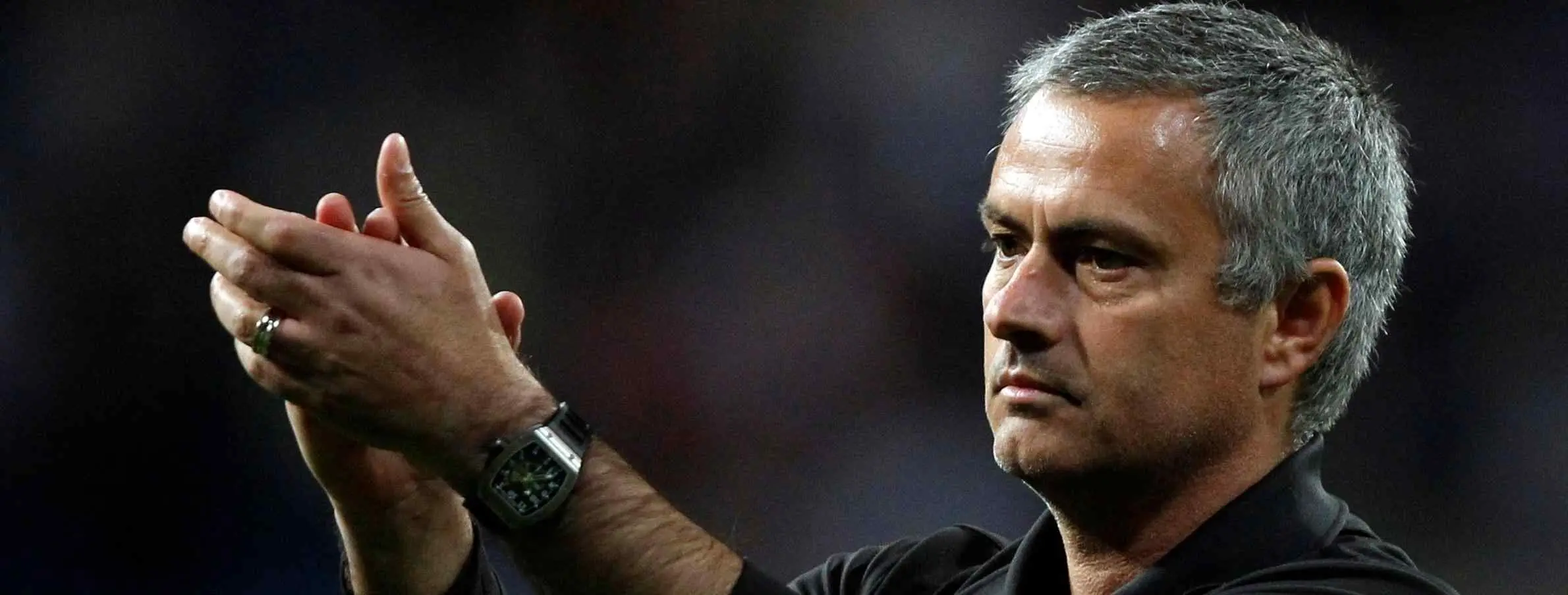 José Mourinho vuelve a hacer un show y asegura ser el mejor entrenador