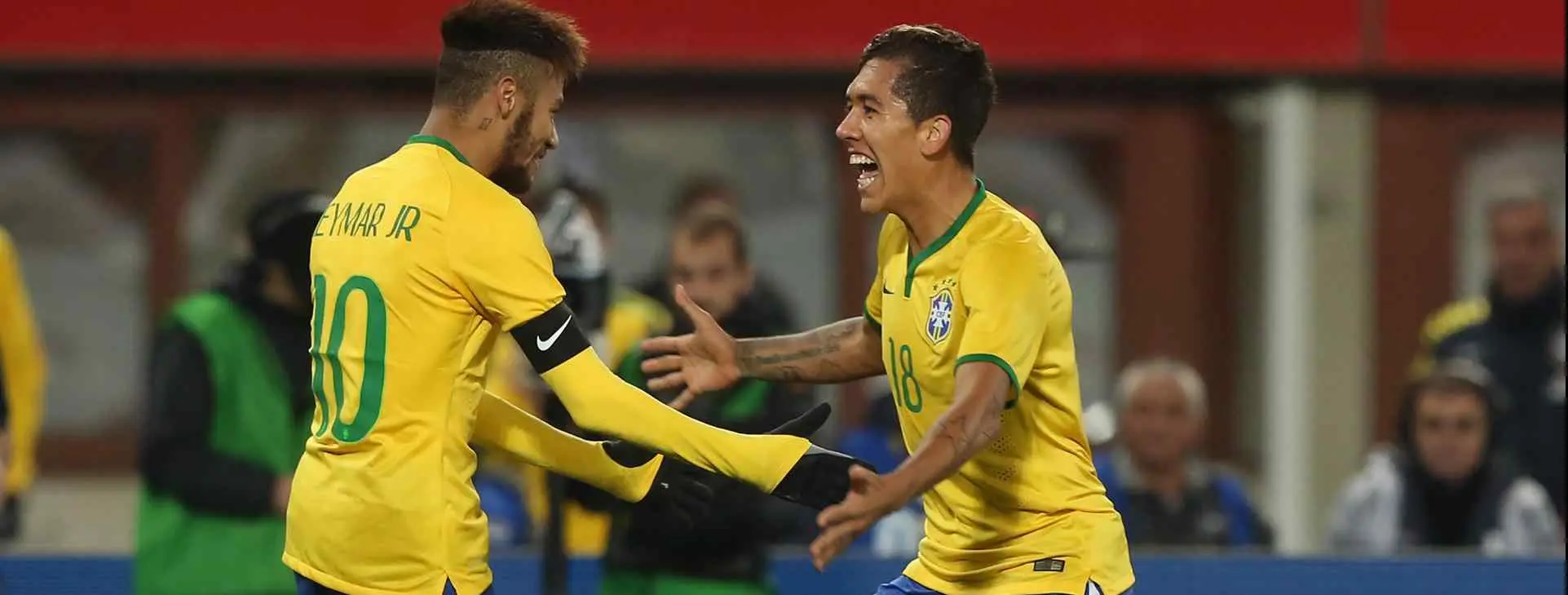 Roberto Firmino y Neymar acaban con la rocosa Chile de Alexis