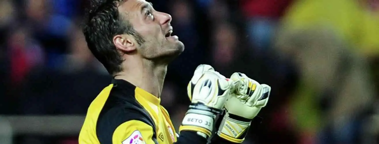 Beto duda entre el Sevilla y una nueva aventura en el Besiktas turco