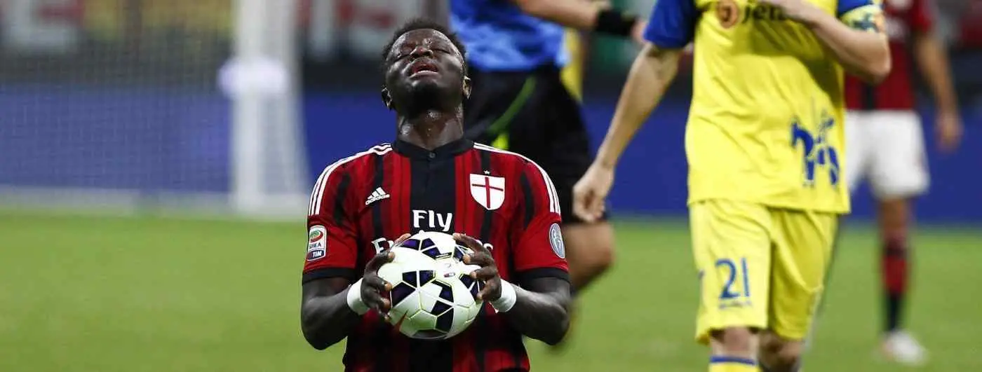 El Milan se aburre, no pasa del empate y sigue sin levantar cabeza