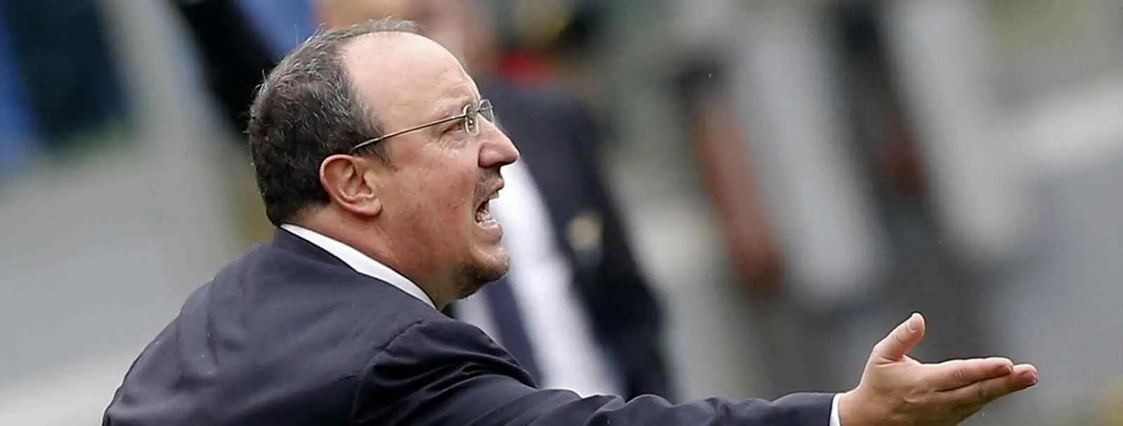Tres grandes clubes provocan que Rafa Benítez le de largas a la Serie A
