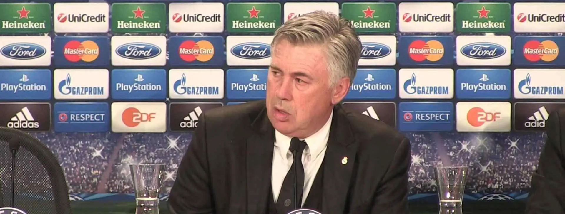 Carlo Ancelotti, avergonzado del equipo y autocrítico en la sala de prensa