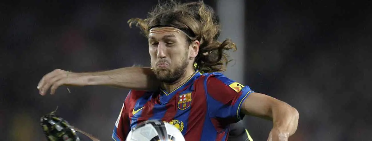 7 'españoles' entre los 20 fichajes de defensas más caros