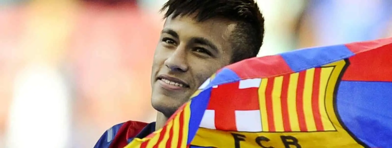 La Fiscalía salta de los despachos al vestuario y cita a declarar a Neymar