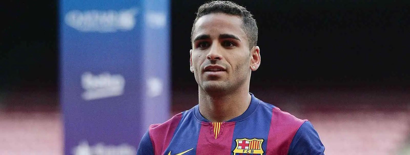 Douglas no sirve ni para sentarse en el banquillo ante el Almería
