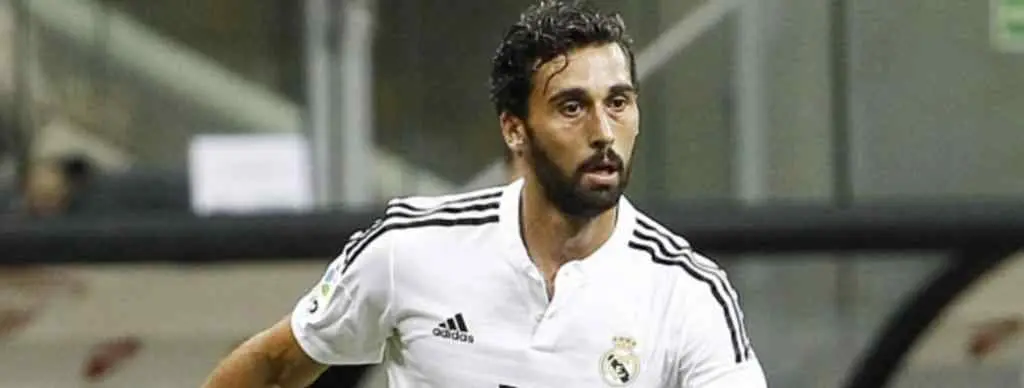 El Valencia le abre sus puertas de par en par al madridista Álvaro Arbeloa