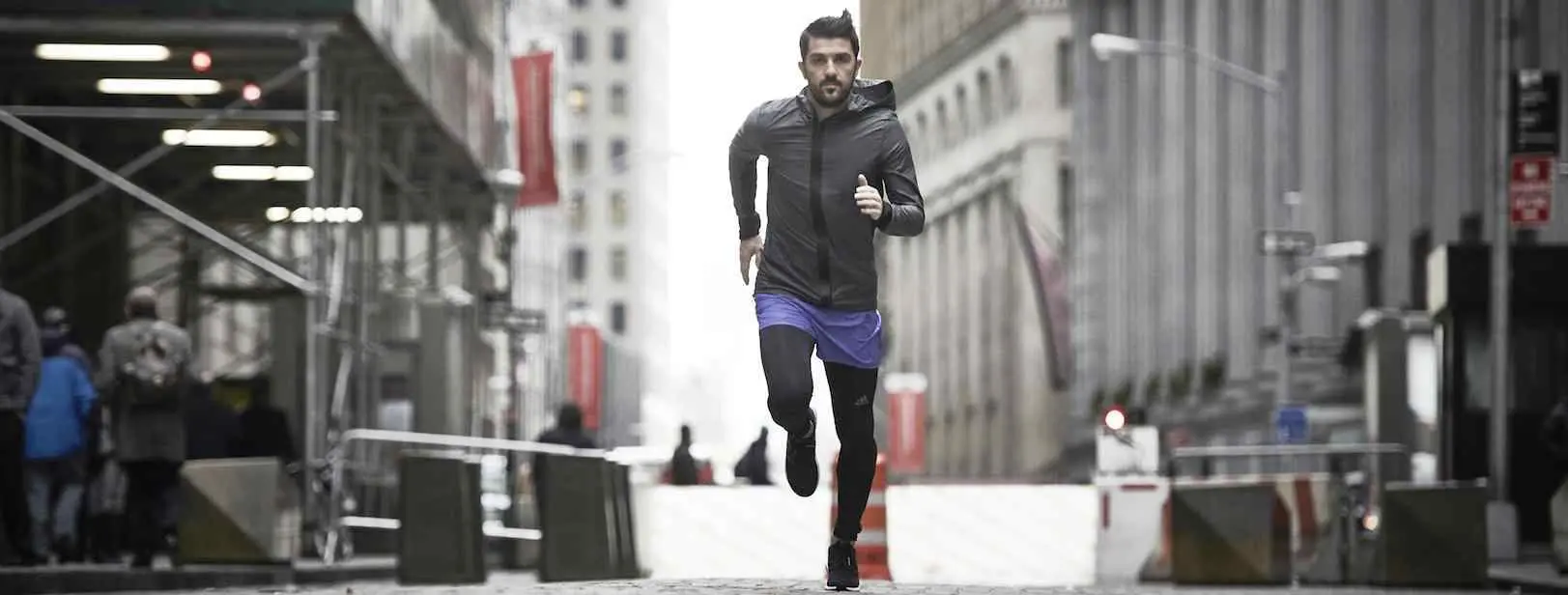 Villa tiene tratamiento de VIP y abre la Bolsa de Wall Street