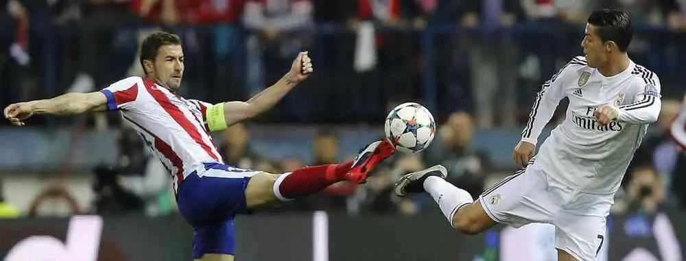 Madrid y Atlético se reparten dos tiempos, un empate y muchos golpes