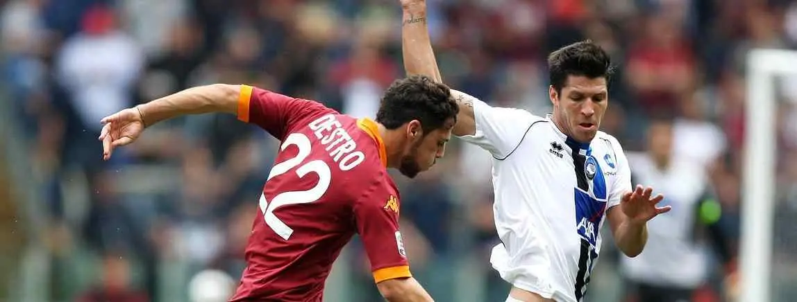 1-1: La Roma pierde comba con una grada crispada y gritos de 