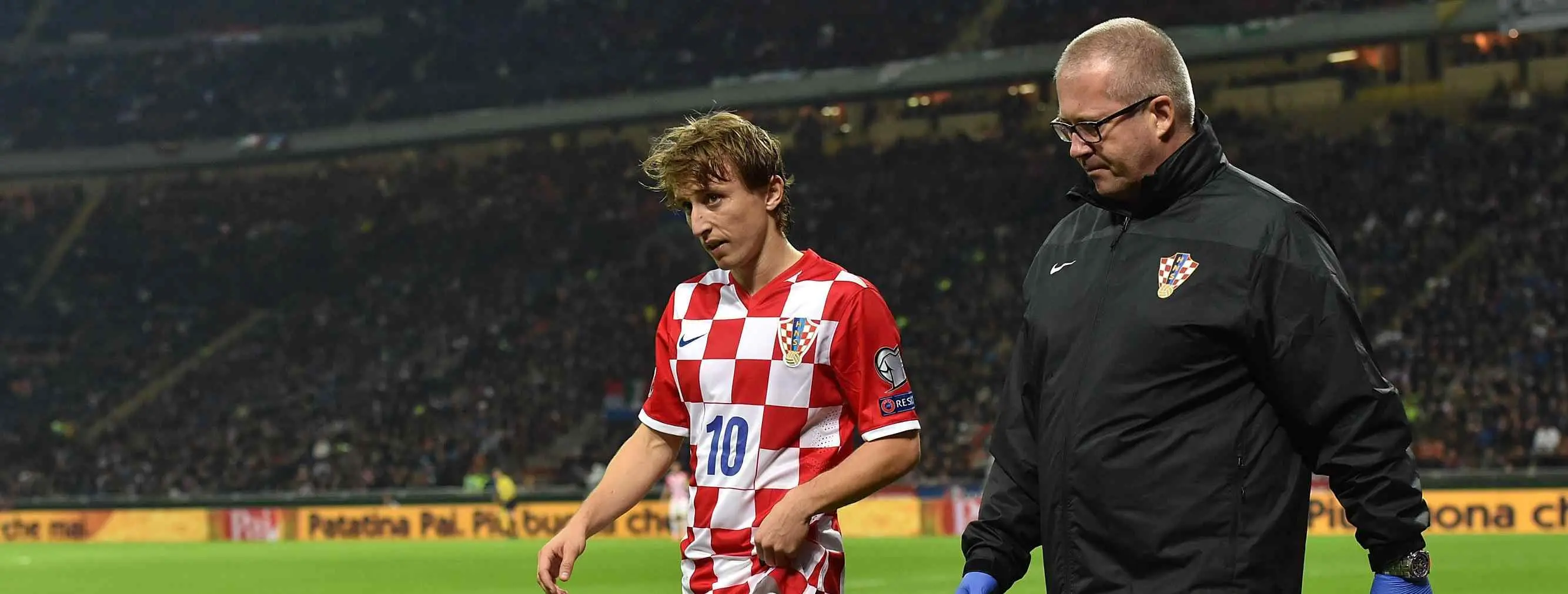 Ancelotti contesta enérgicamente al médico de Croacia