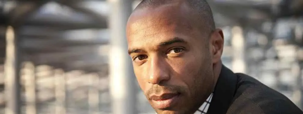 Henry la toma con Özil después de destrozar a Chicharito