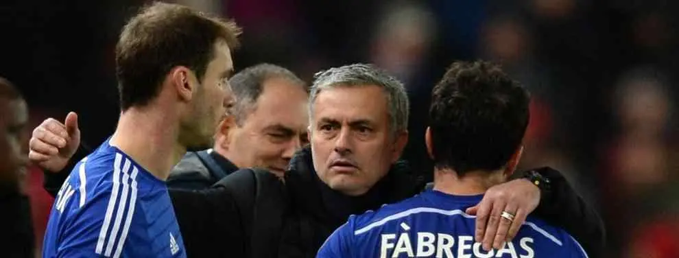 Cesc deja a Pep o Del Bosque en segundo plano y se pasa al 'Club Mou'