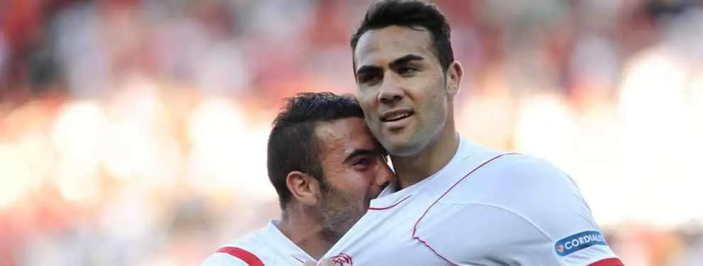 2-1: El Sevilla sigue soñando con la Champions y ahoga al Almería