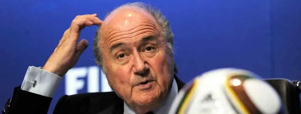 Blatter dimite: Su caída deja la FIFA sumida en la incertidumbre