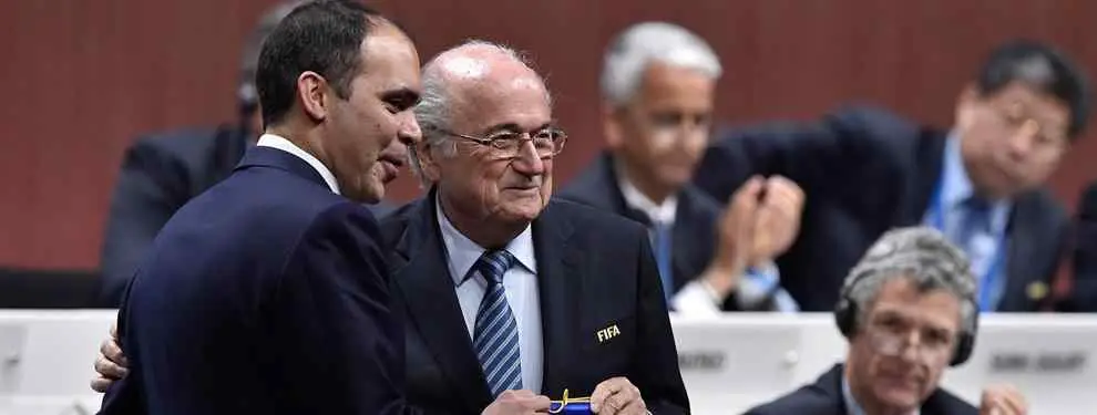Las casas de apuestas ya dan un favorito para suceder a Blatter en la FIFA