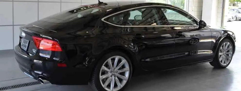 Aleix Vidal descubre lo que es ser jugador del Barça: un coche de regalo