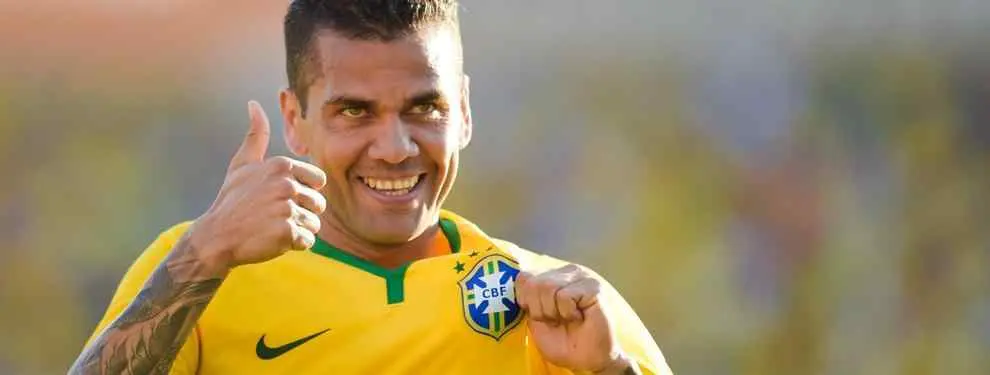 Brasil repesca a Alves para cubrir la ausencia del lesionado Danilo