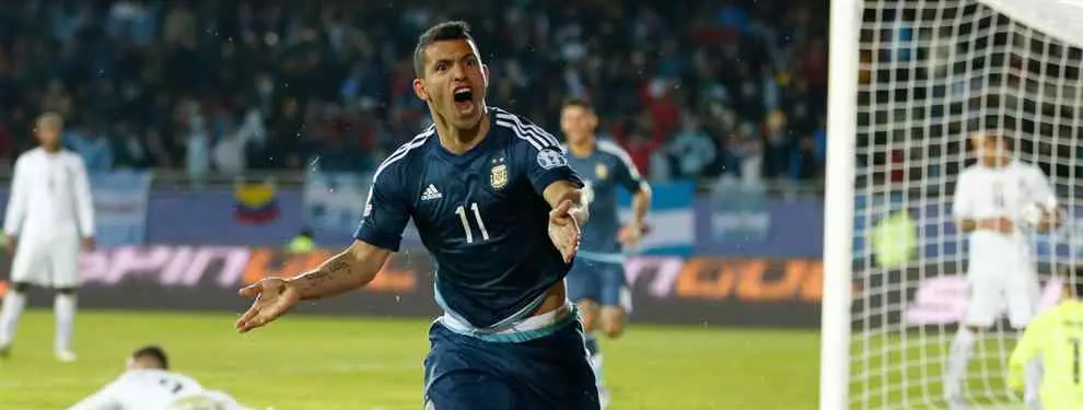 Argentina no encuentra a Messi y Agüero sale al rescate