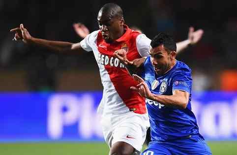 Benítez avisa a Florentino del jugador que quiere para el centro del campo