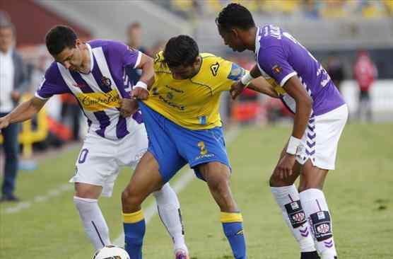 Las Palmas hizo bueno el gol de la ida y jugará la final para ascender
