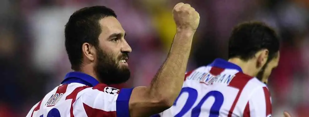 El recado que Luis Enrique envía a Iniesta a través de Arda Turan