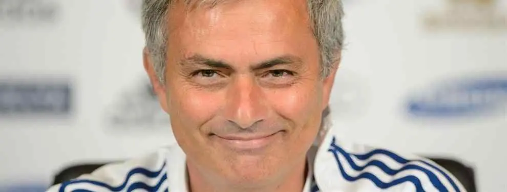 Mourinho advierte a los jugadores del Madrid sobre Rafa Benítez