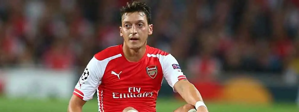 Mesut Özil puede acabar jugando en Italia a cambio de 40 millones de euros