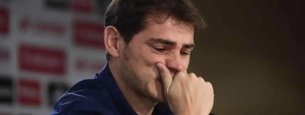 Íker Casillas se despide del fútbol español entre lágrimas y sin preguntas