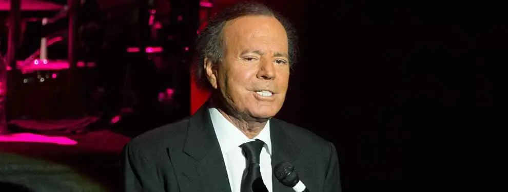 El madridista Julio Iglesias se mete en el charco de Iker Casillas