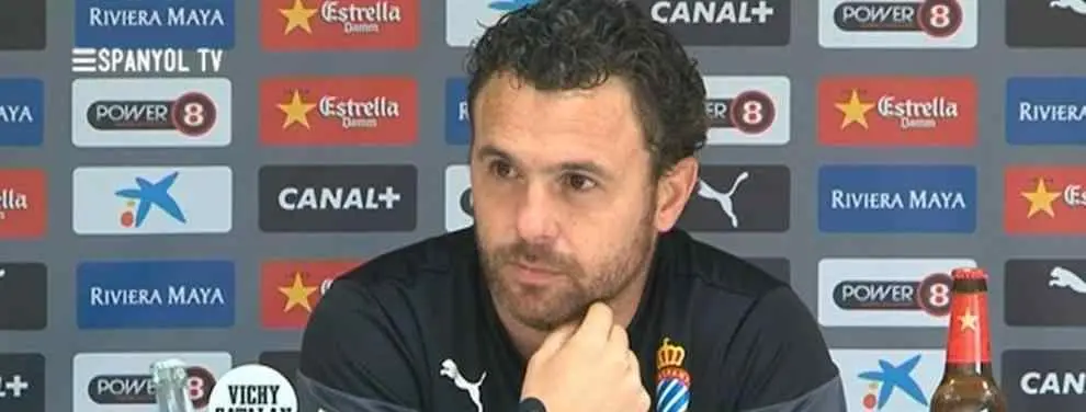 Sergio González, el técnico del Espanyol, se mete en un jardín con Casilla