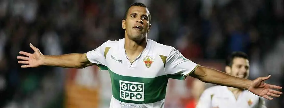 Enfrentan a la Real Sociedad y al Elche a costa del brasileño Jonathas