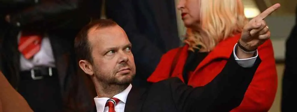 Ed Woodward avisa a De Gea con la jugada de Sergio Ramos al Unietd