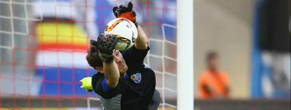 El Valencia se topa en la Copa de Colonia con un muro llamado Íker Casillas