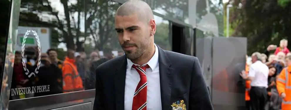 Van Gaal se ha propuesto hacerle la vida imposible a Víctor Valdés