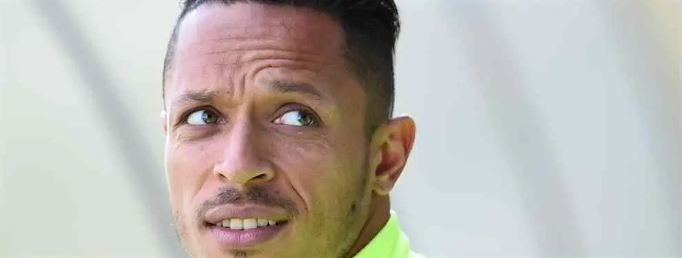 La Roma busca en el vestuario del Madrid una alternativa a Adriano