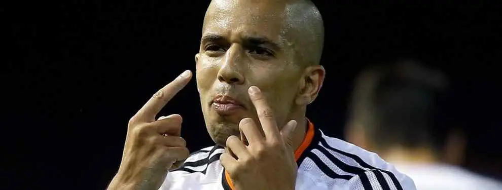 Peligra la continuidad del centrocampista argelino Feghouli en el Valencia