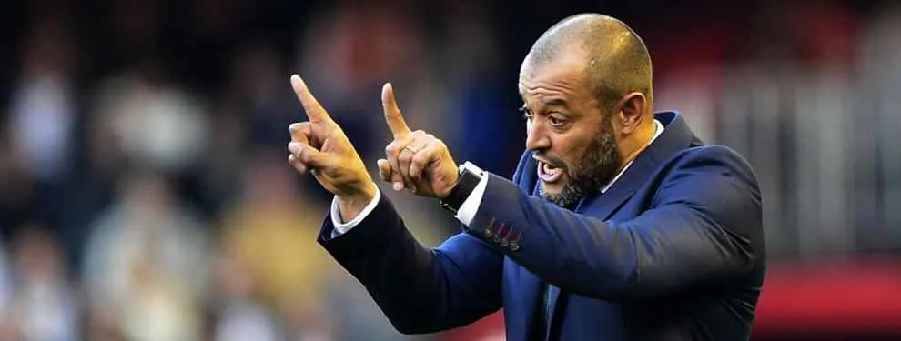 Nuno cae en la trampa de Kempes: Revela quién manda (de verdad) en Valencia