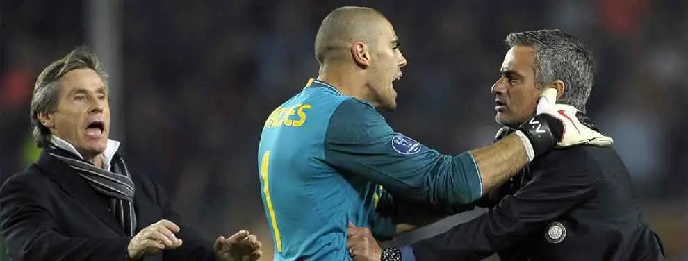 Mourinho olvida los aspersores y le abre las puertas del Chelsea a Valdés