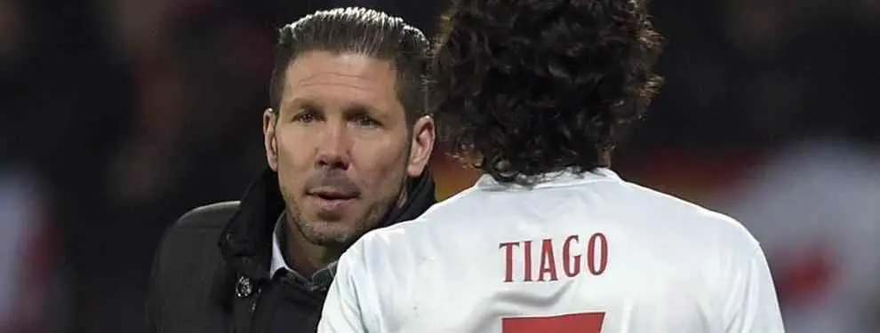 Al Cholo se le ve el plumero: No cambia pese a lo que le piden desde arriba